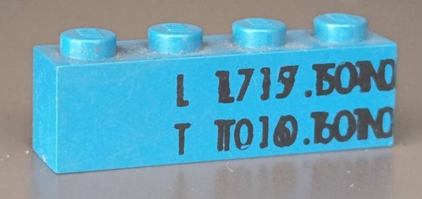 2x4 blue brick misprint