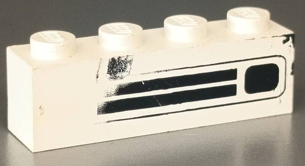 1x4 white brick grille misprint