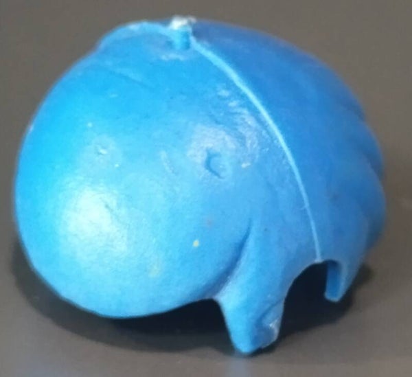 Homemaker hair blue