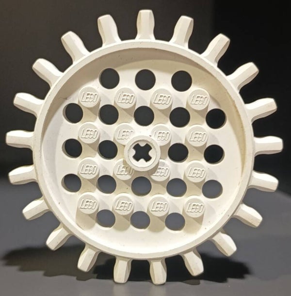 White gear