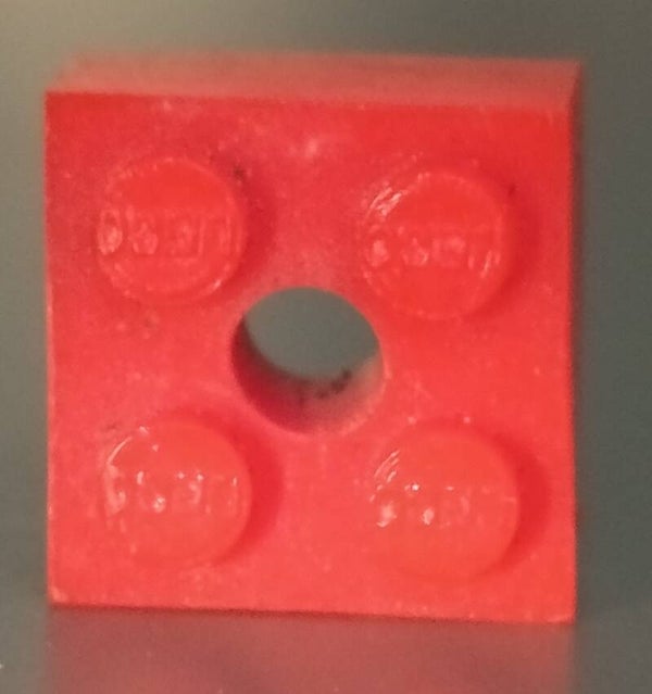 2x2 modulex red with hole