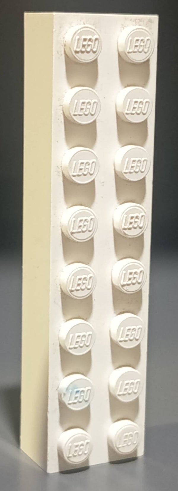 White 2x8 brick marbled