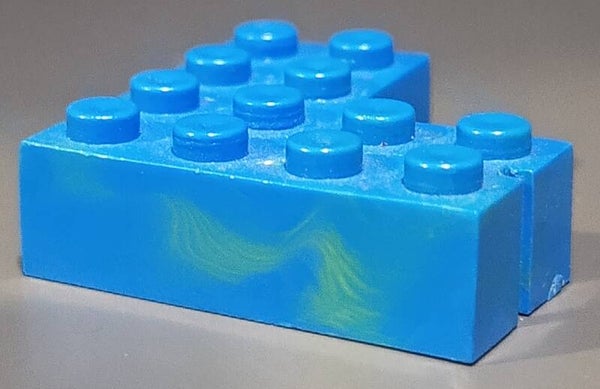 Corner brick marbled