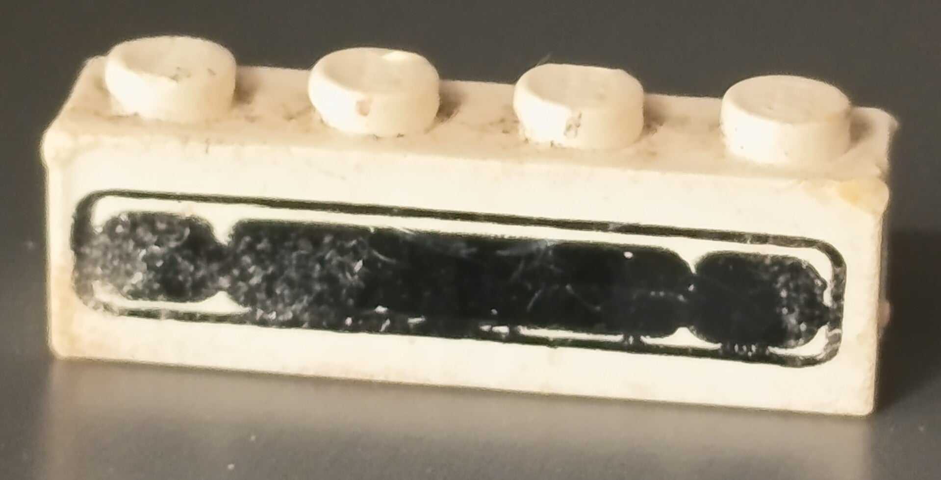 Misprint White 1x4 brick