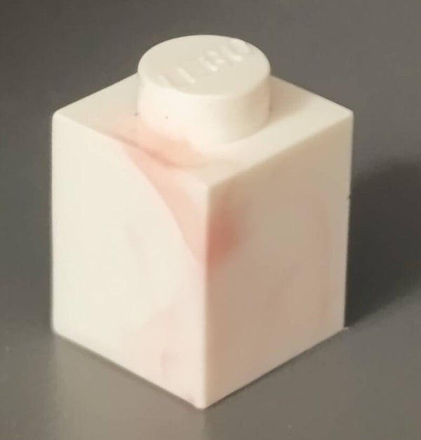 Marbled 1x1 white with red