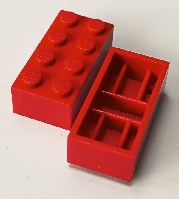 Undrilled wheel holder in red