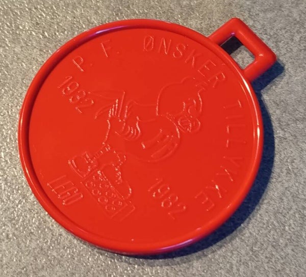 Red medal