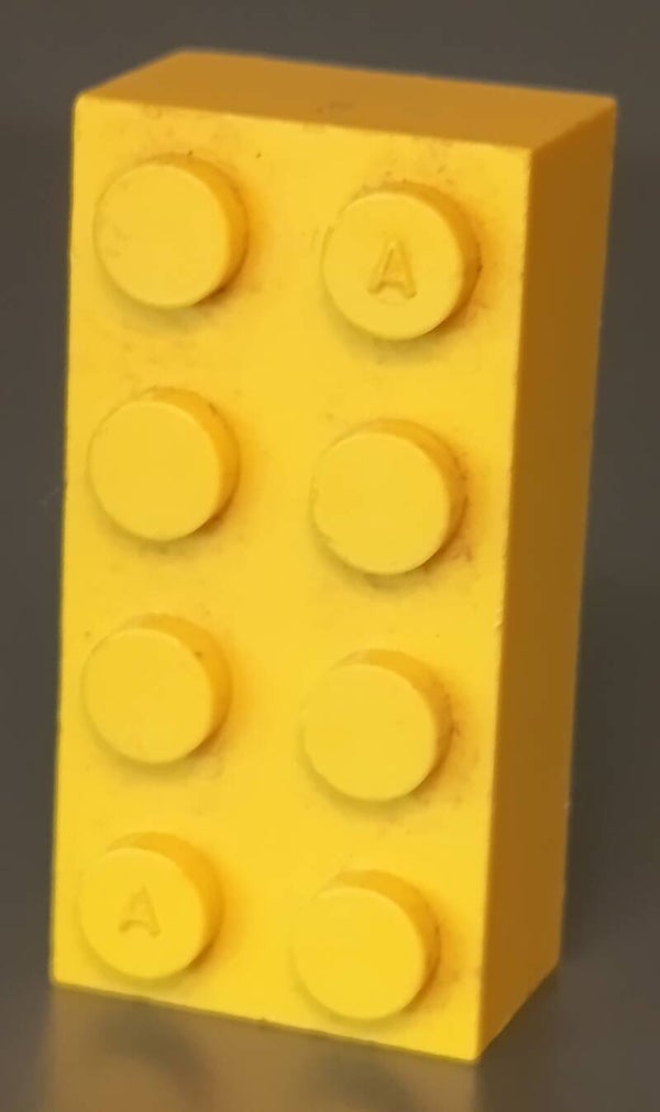 Yellow testbrick 2xA