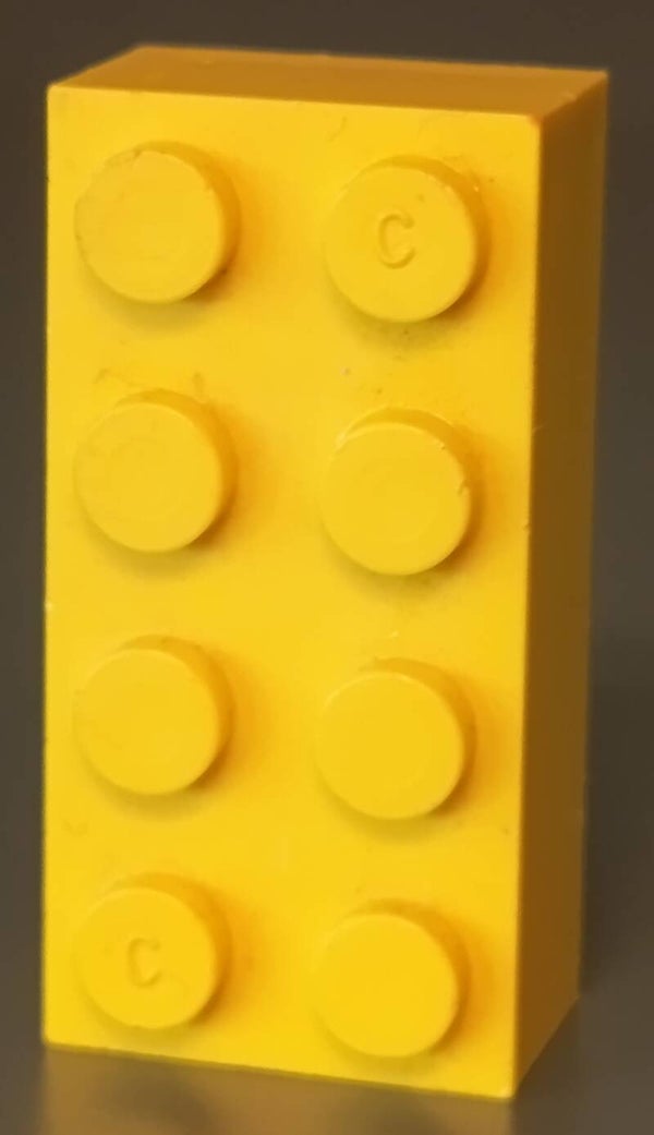 Yellow testbrick 2xC