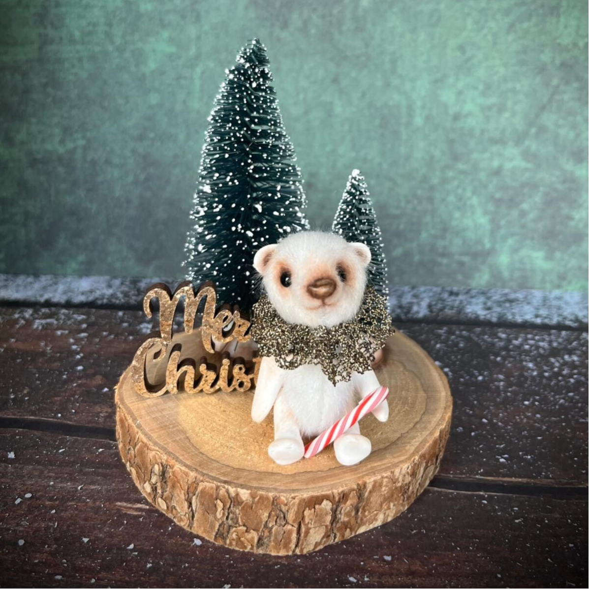 Mini Artist Bear Nuka