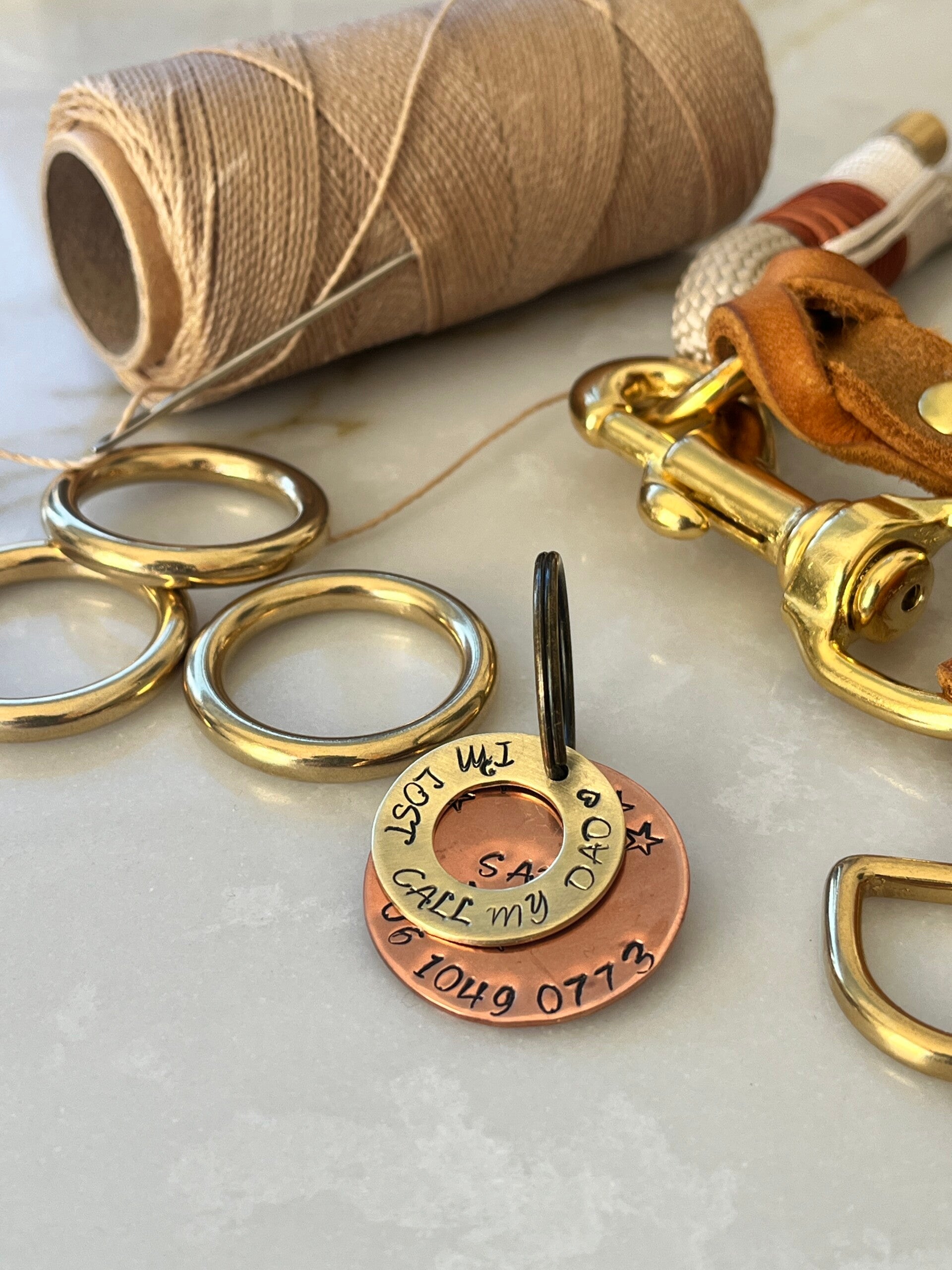 Penning dubbel  | Lost call my Mom/ Dad | Messing 32mm