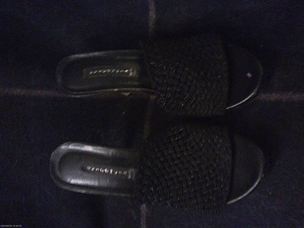 ZARA BASIC Black Woven Slip-On Sandals – Casual Minimalist Style