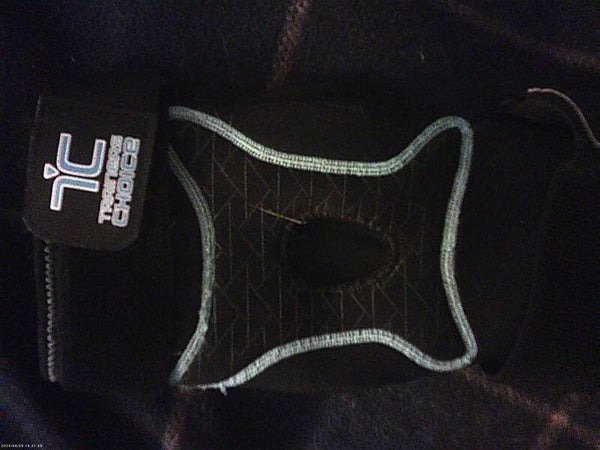 Knee Support Brace – Open Patella Design with Light Blue Trim  Pre-Owned Orthopedic Gear