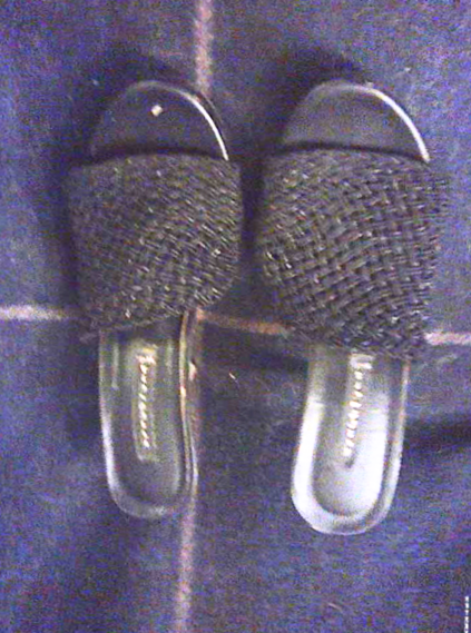 ZARA BASIC Black Woven Slip-On Sandals – Casual Minimalist Style