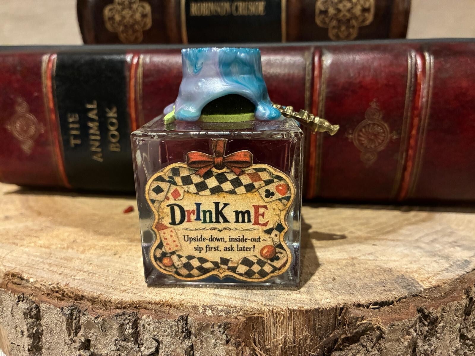Drink me (kleurveranderend) (wax heeft een hint van glow of the dark)
