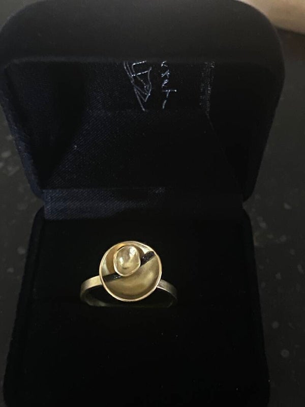 Ring met haarlok