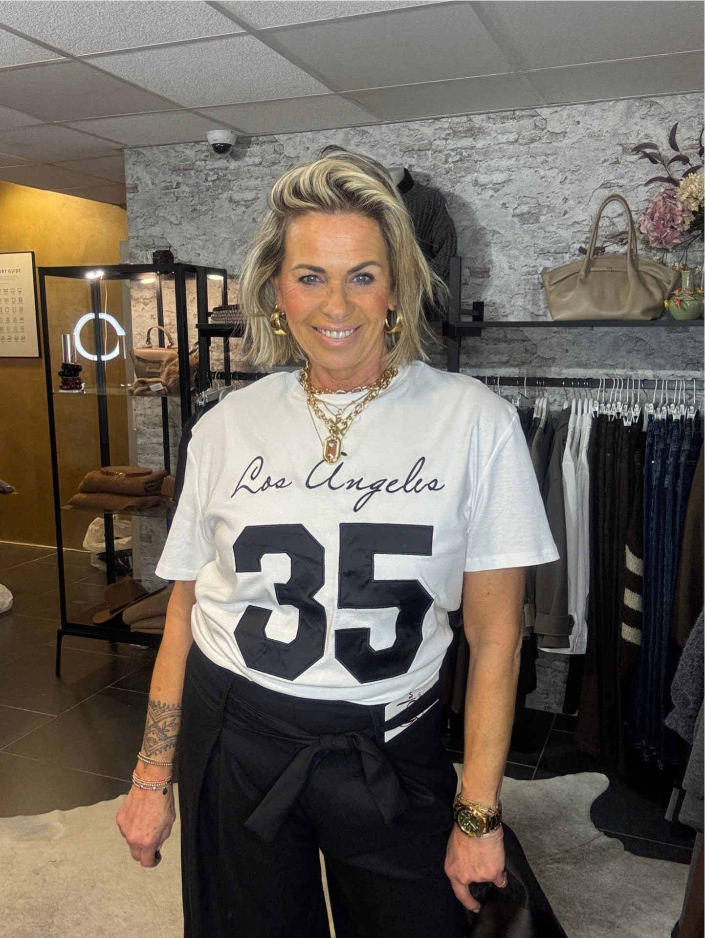 AMBIKA t-shirt Los Angeles