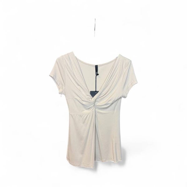 Top strak model beige