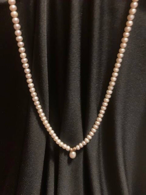 Drop Pearl Necklace Gold Clasp
