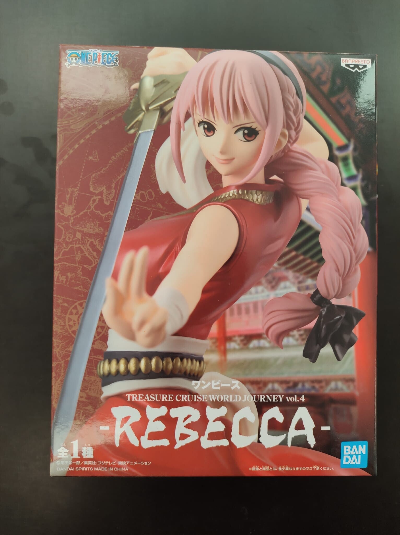 FIGURA REBECCA