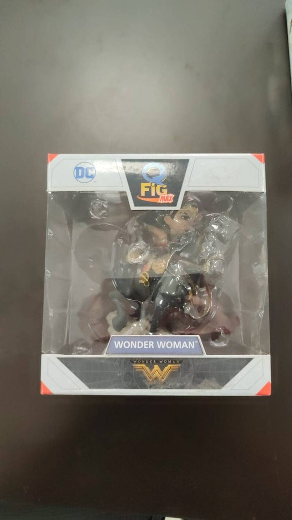 FIGURA WONDER WOMAN CABALLO