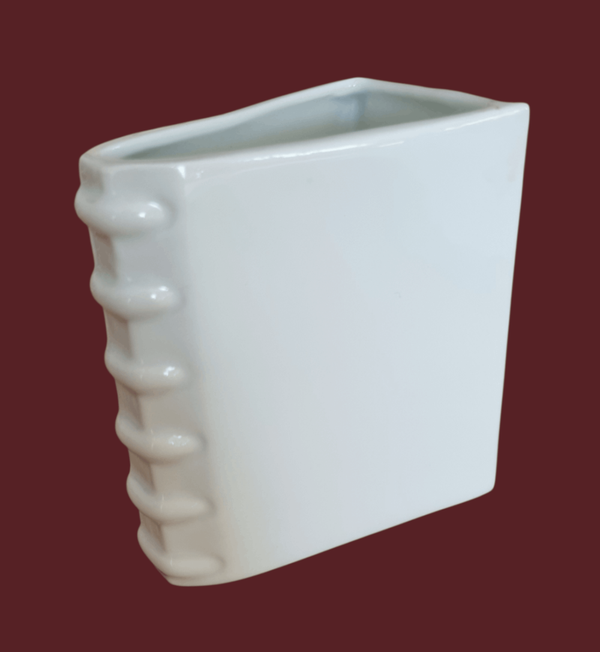 Buch Vase aus weißem Porzellan