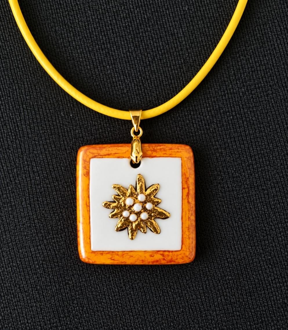 Porzellananhänger «Edelweiss Quadrat»