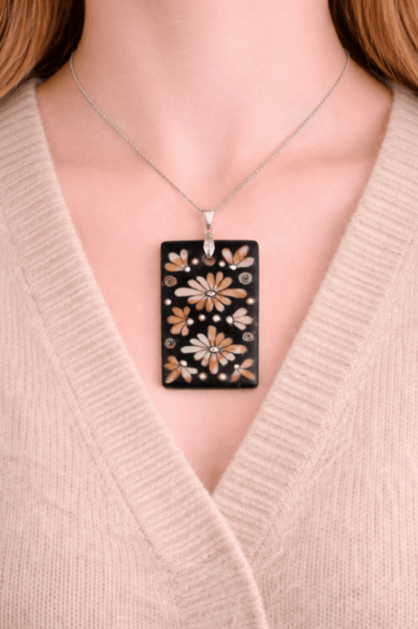 Rechteckiger Porzellananhänger mit Lüster & Blumenmotiv, 5x3 cm