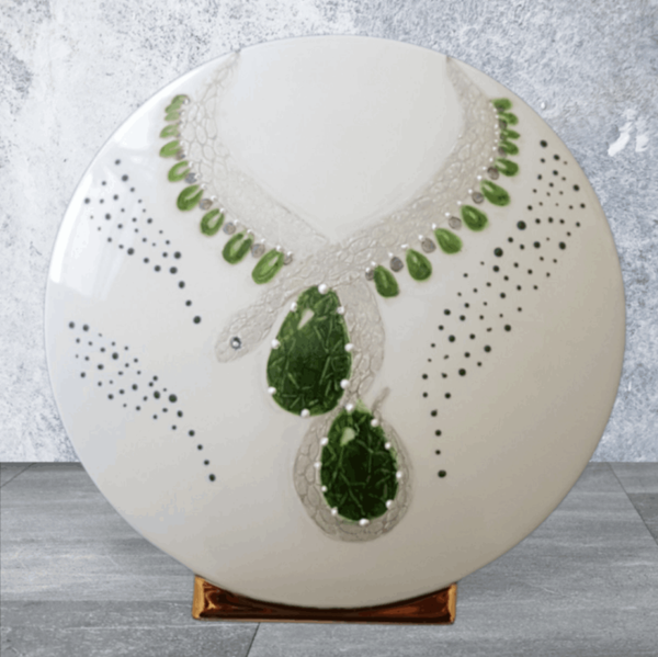 Handbemalte Kaiser-Porzellan Vase mit Schlangenmotiv