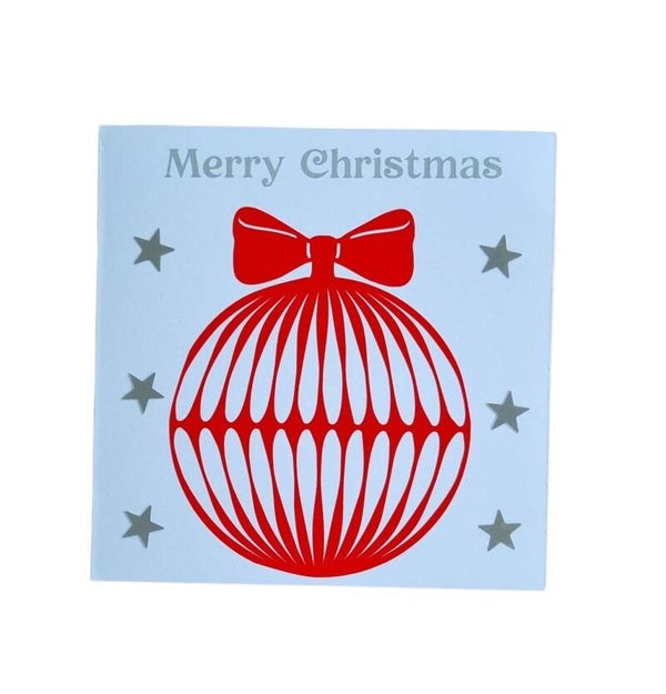 Weihnachtskarte mit roter Weihnachtskugel
