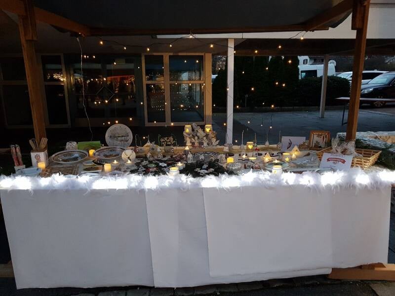 Ausstellung Porzellanmalerei Vonmoos Weihnachtsmarkt Meilen 