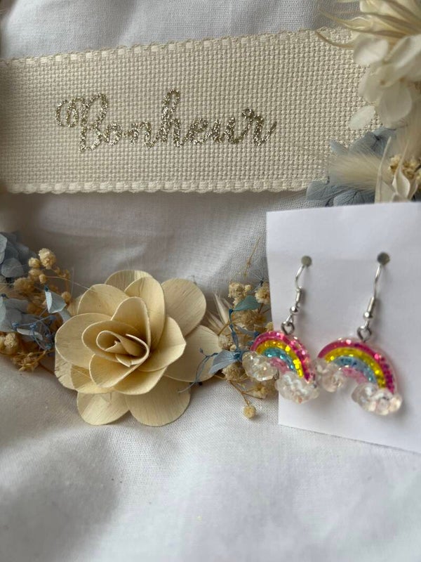 Boucles d'oreilles pendantes arc en ciel