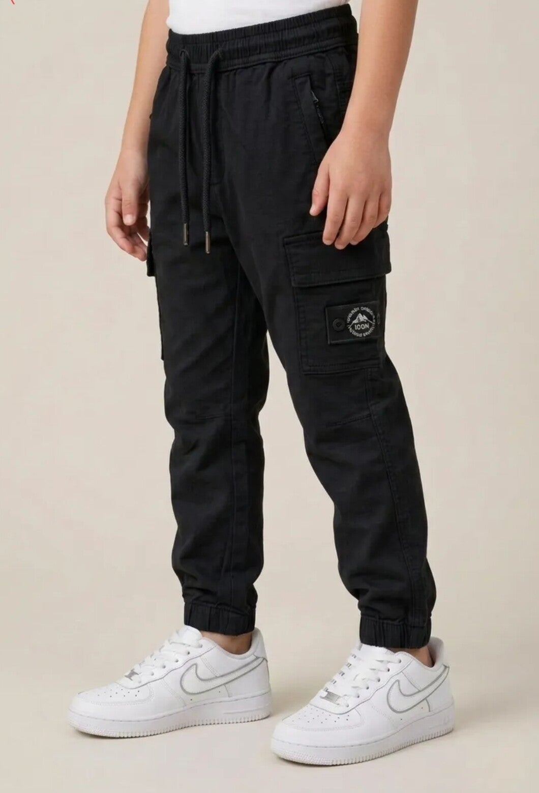 Cargo jeans icon