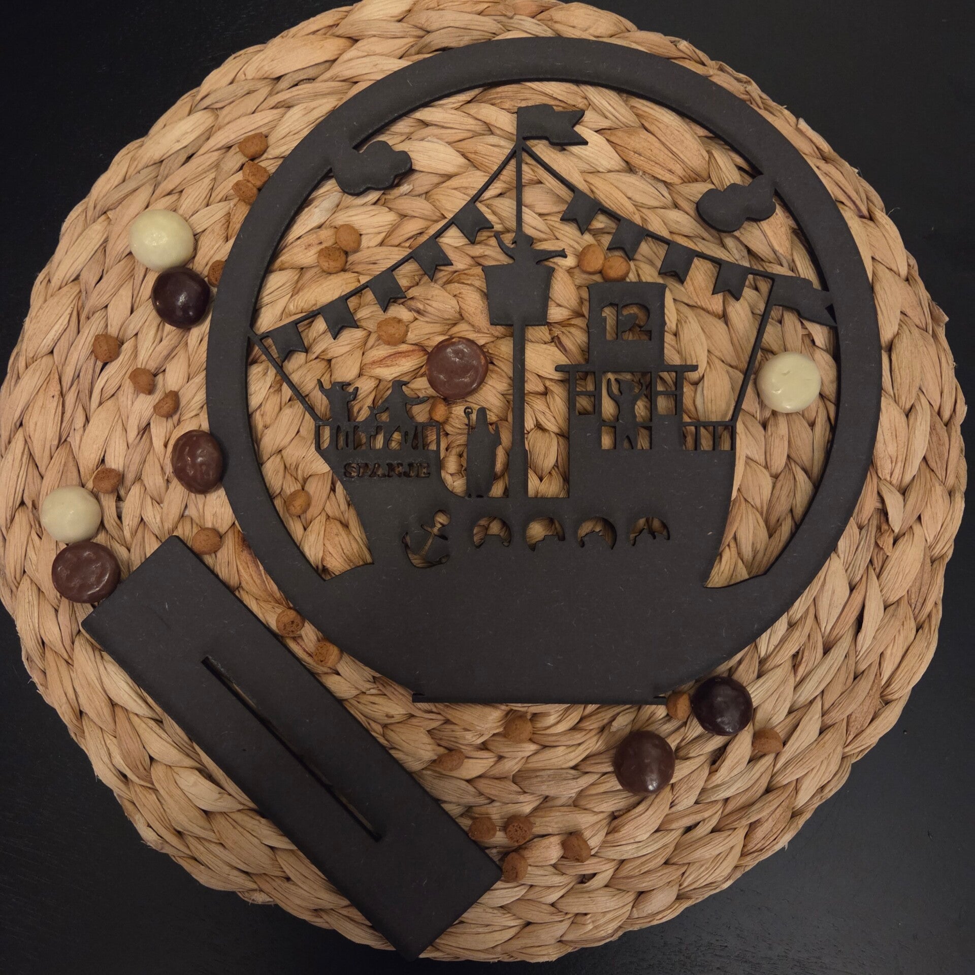 Houten cirkel 'Pakjesboot'