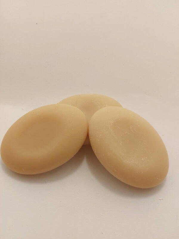 Savon ovale surgras au lait de jument Parfum patchoulie