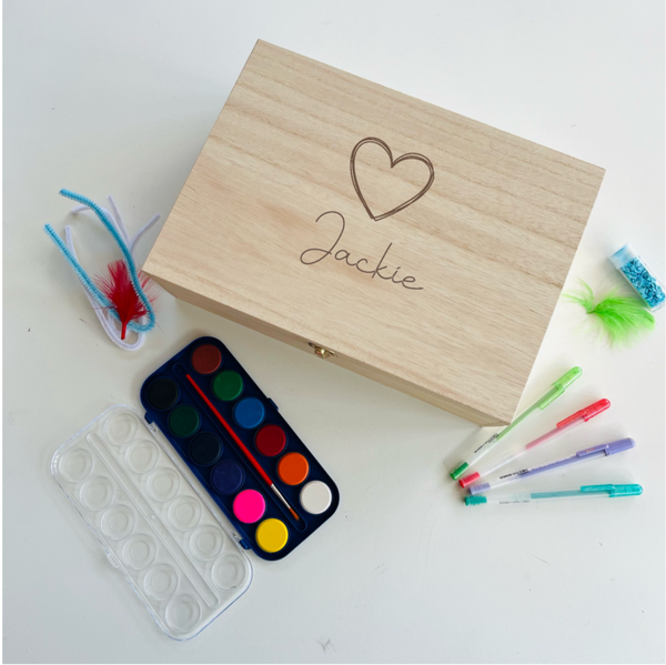 Houten  knutselkist met naam hartje