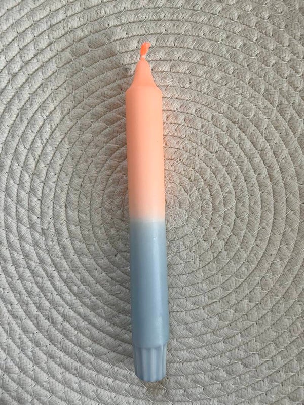 Dip dye kaars pastel oranje en blauw