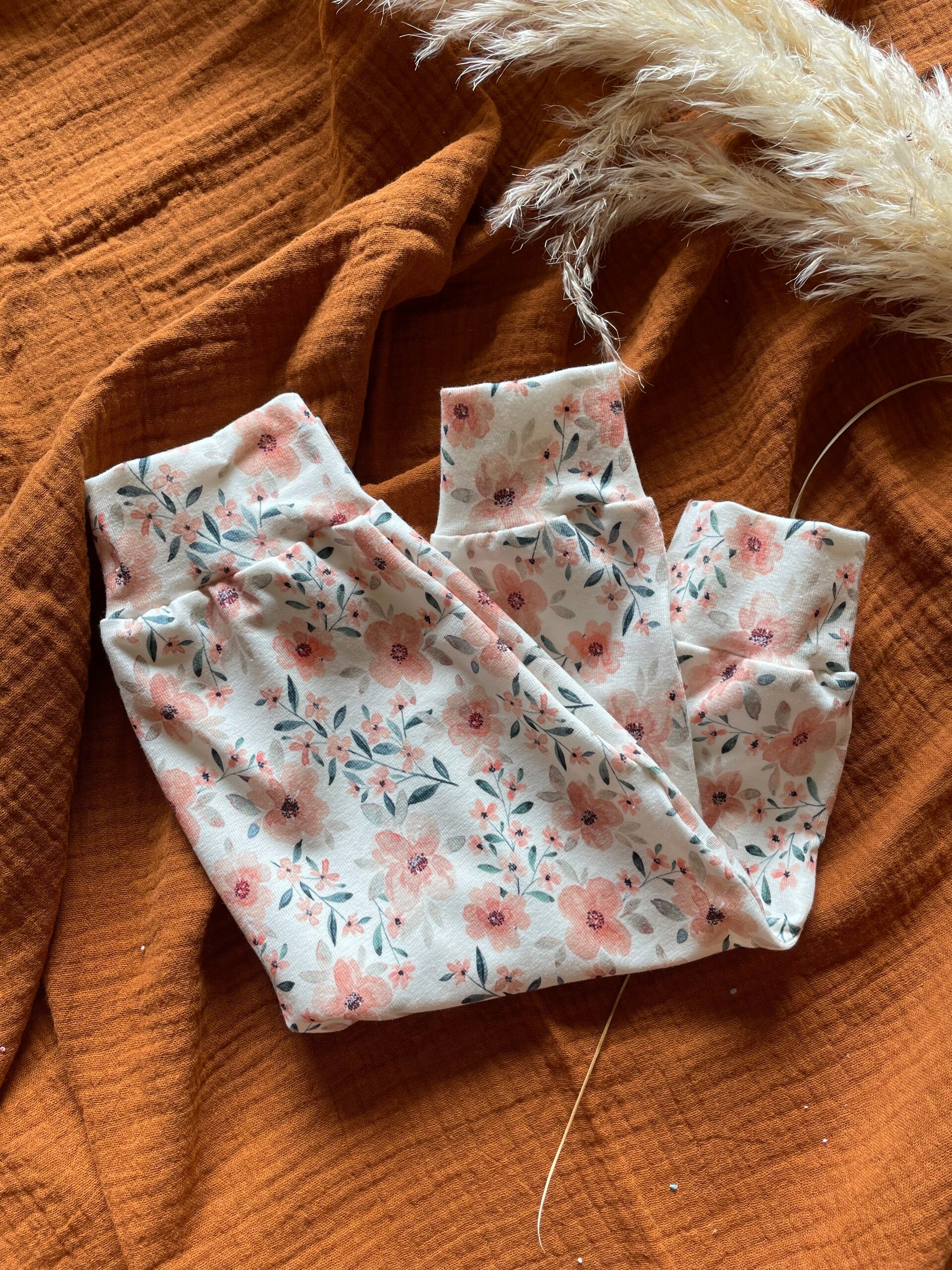 Broekje 68 - lentebloei