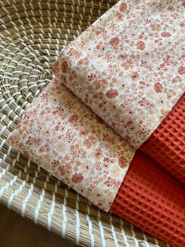 Dekentje - zalm bloemetjes burnt Orange