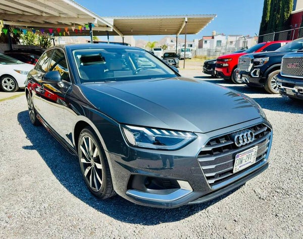 Audi A4 Select TA 2023