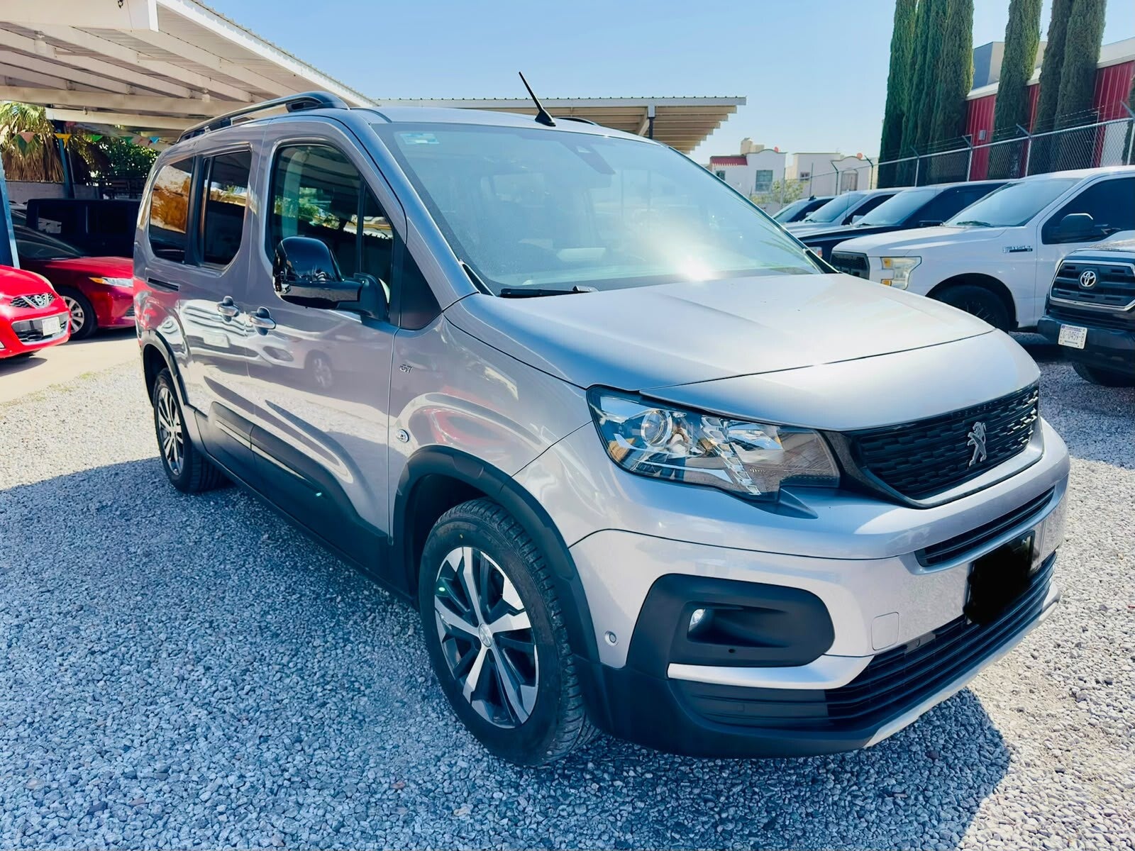 PEUGEOT RIFTER GT TA 2023