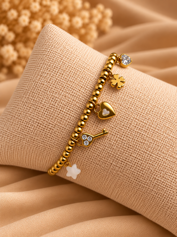 Gouden Charms Love Armband
