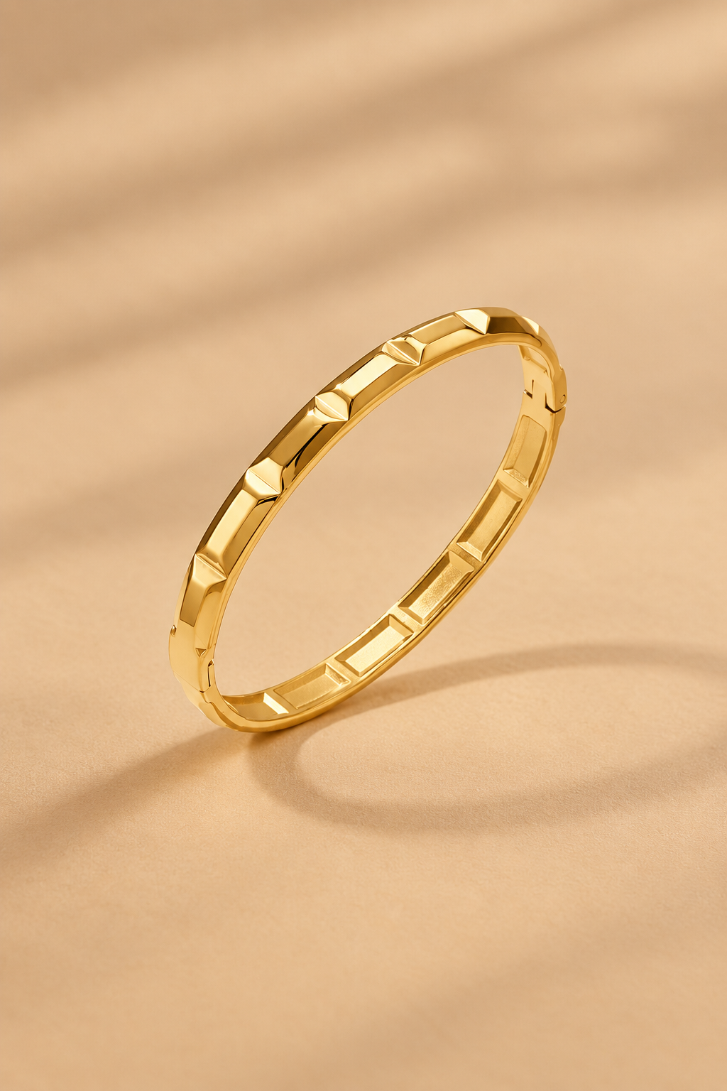 Gouden Edge Bangle