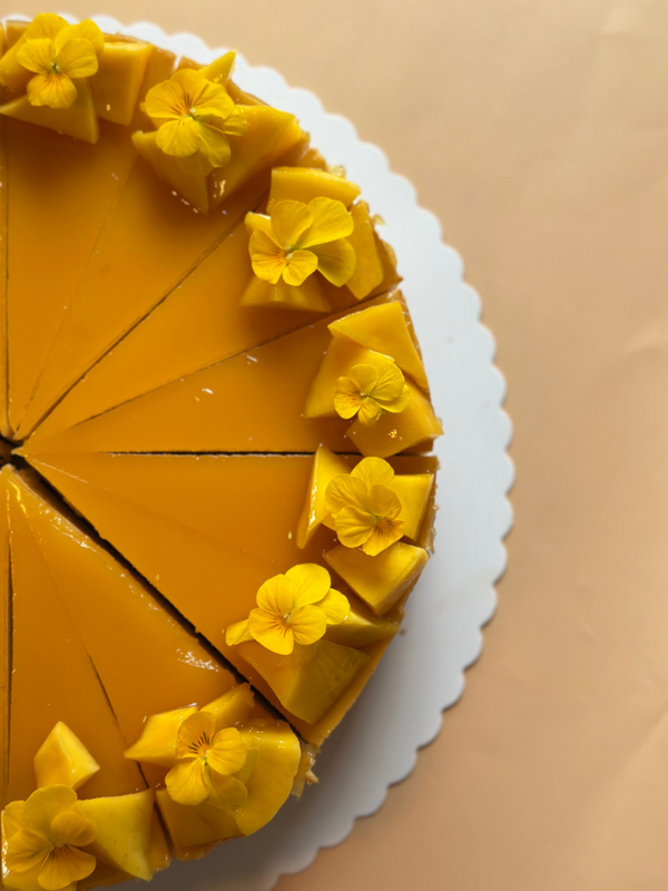 Mango cheesecake · 22 cm