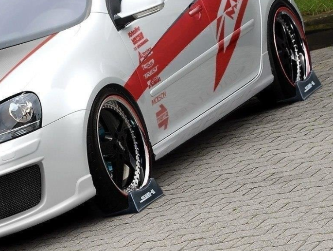 Maxton Design - Side Skirts Golf 5 < GTI Look >