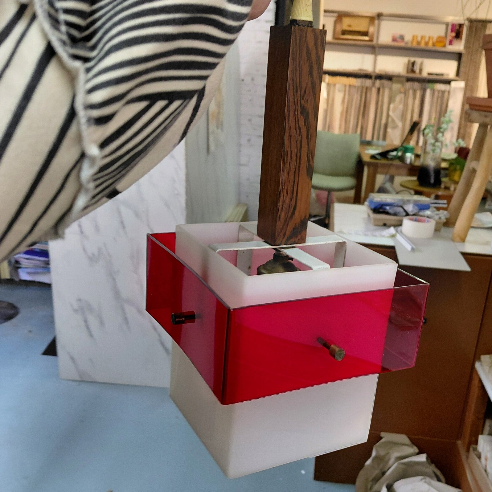 Plexiglas lamp | 914