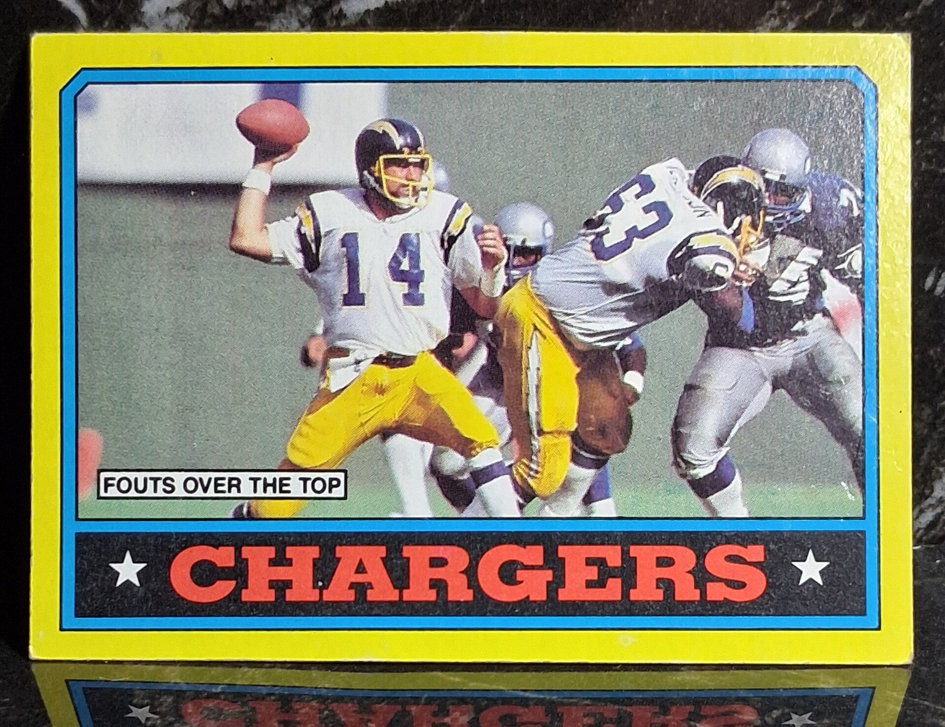San Diego Chargers Fouts Over The Top #230 Topps 1986 Football Card