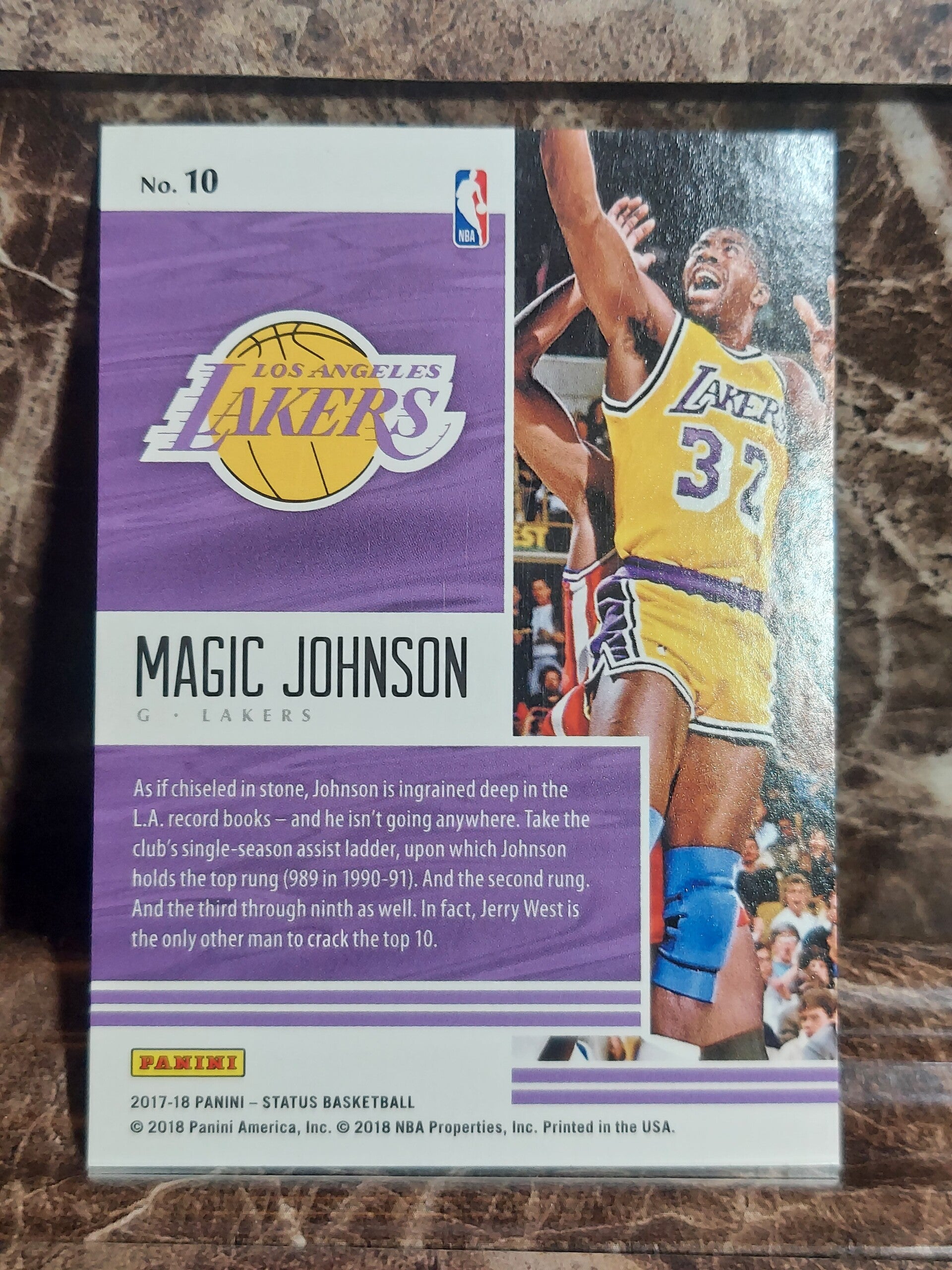 Magic Johnson 2017-18 STATUS ELITE SIGNATURES 直筆サイン 【公式通販】