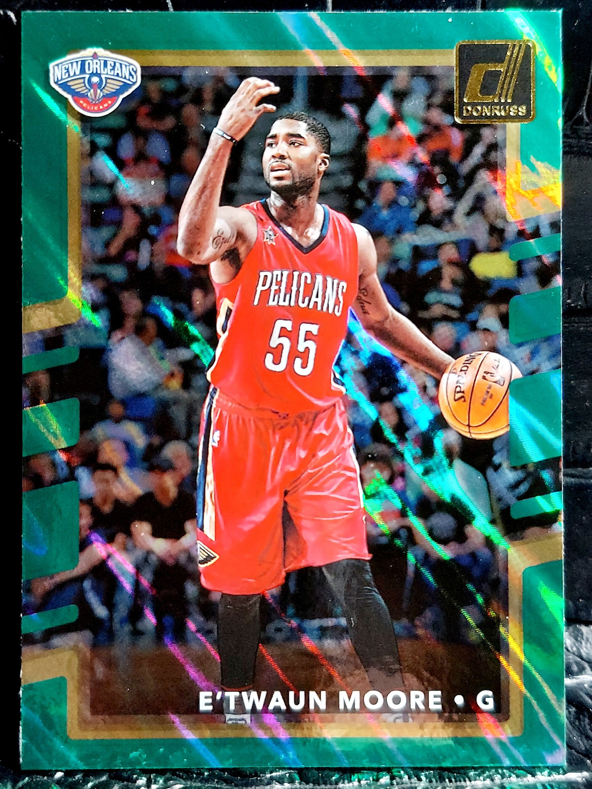 E'Twaun Moore 2017-18 Donruss Basketball Holo Green #95  Pelicans