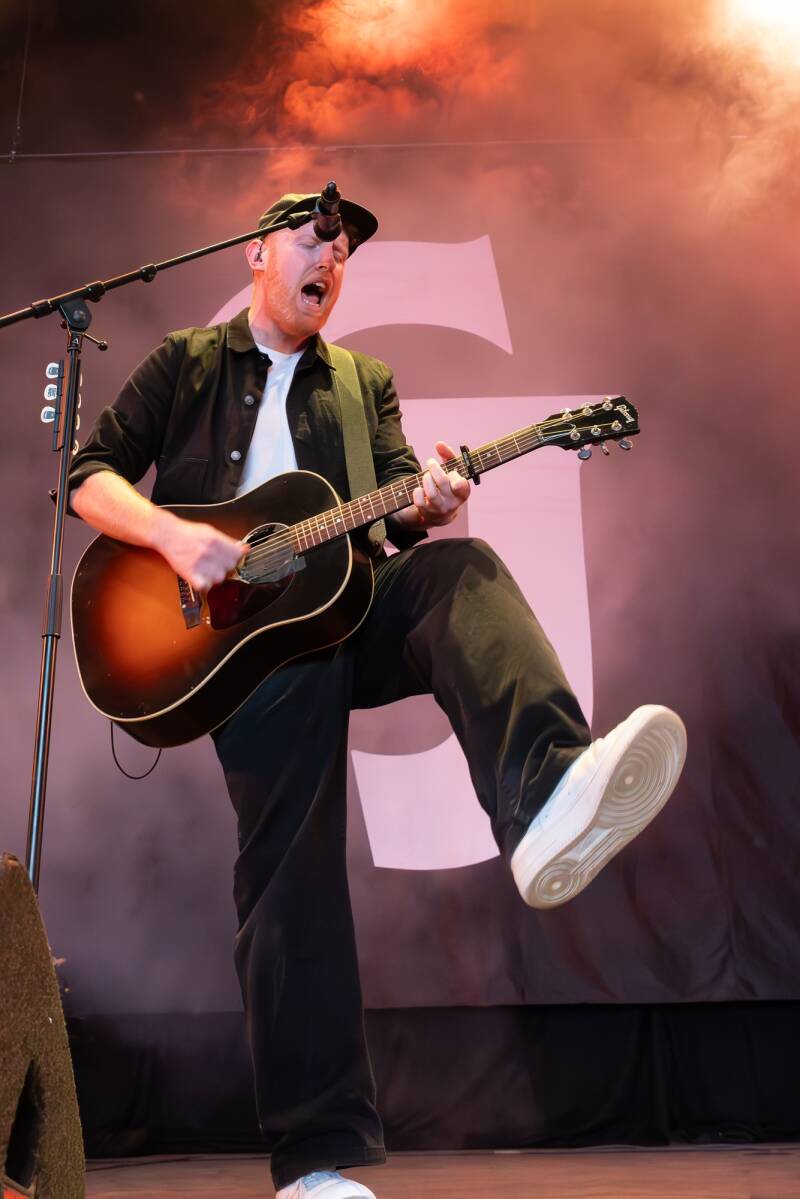 4-gavin-james_3-standard.jpg
